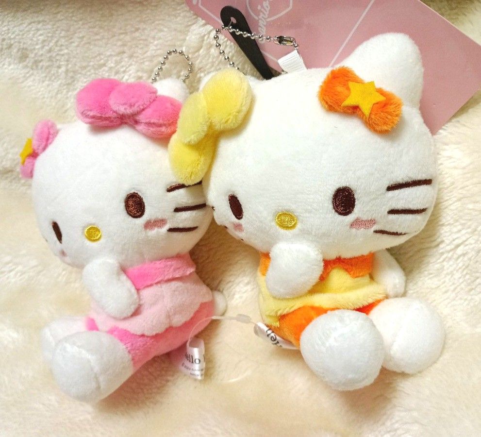 Hello Kitty & Mimmy Gemini Twin Mascot Charm Holder β Sanrio